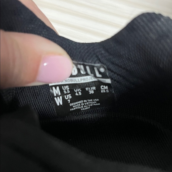 NOBULL Men's Black and Gum Athletic Shoes!! EUC 🖤 - Picture 9 of 9